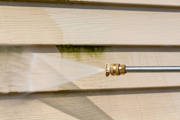 Best Commercial Pressure Washing  in Gillett, WI